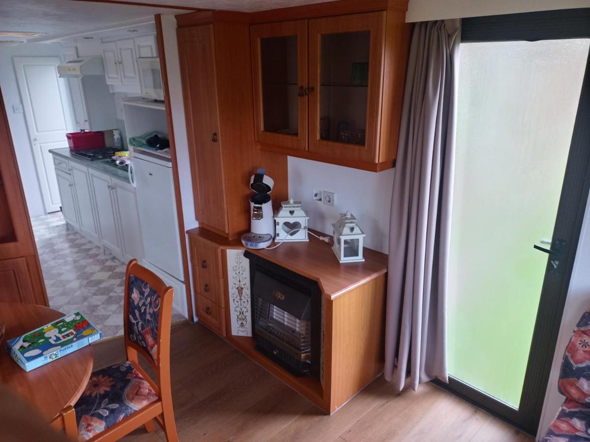 De Boerenskuur..Chalet.. 어센더프트 외부 사진